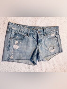 American Eagle Outfitters Light Blue Distressed Denim Shorts